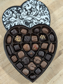 BLACK & WHITE VALENTINE HEART BOX