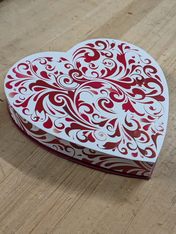 RED SWIRL VALENTINE HEART BOX